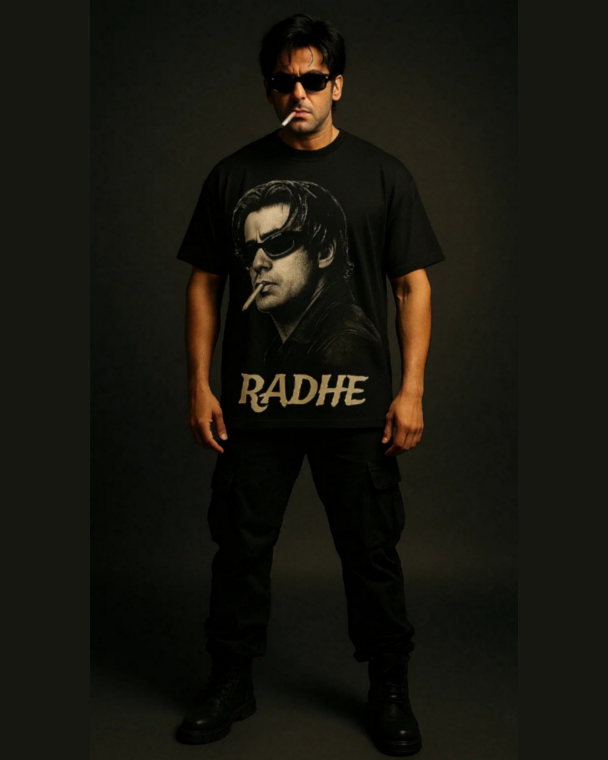 SALMAN KHAN ( RADHE ) TERE NAAM OVERSIZED BLACK T SHIRT .
